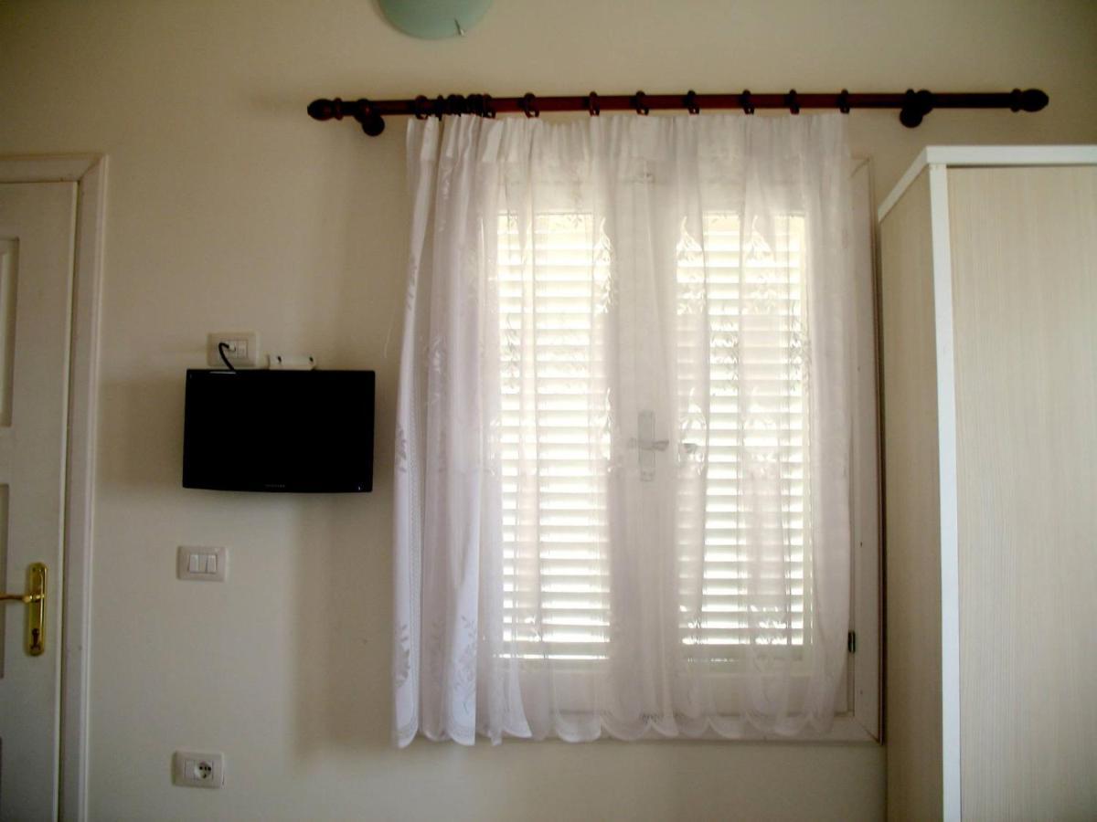 Vela E Bardhe Villa Dhërmi Exteriör bild