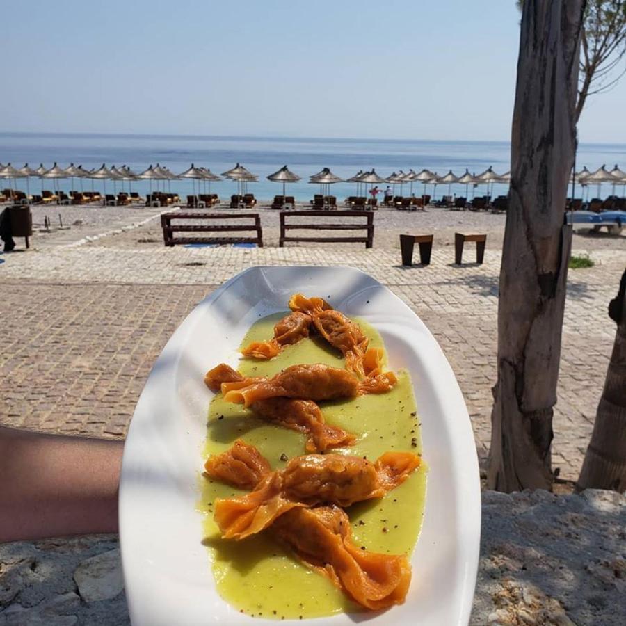 Vela E Bardhe Villa Dhërmi Exteriör bild