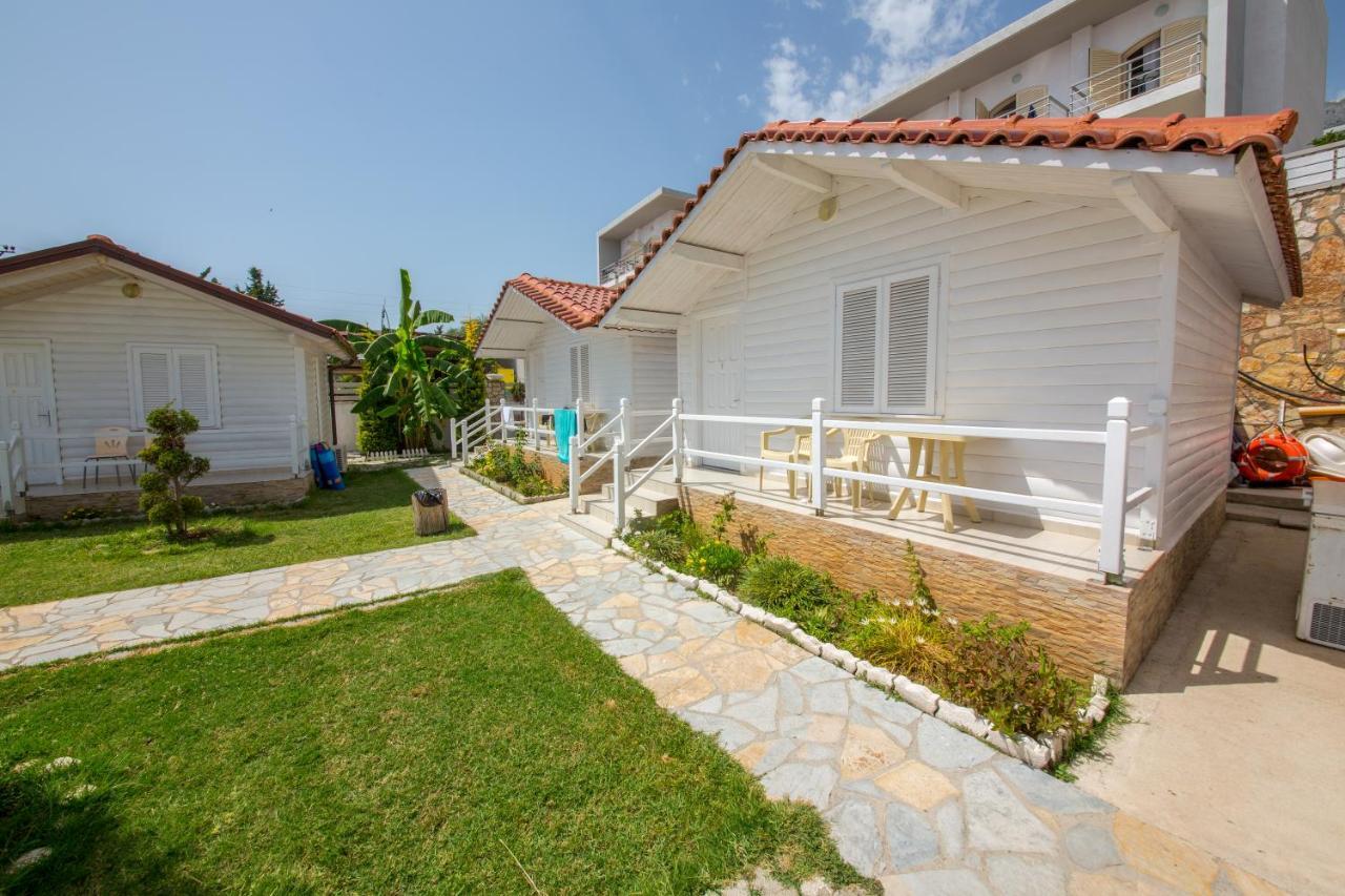 Vela E Bardhe Villa Dhërmi Exteriör bild