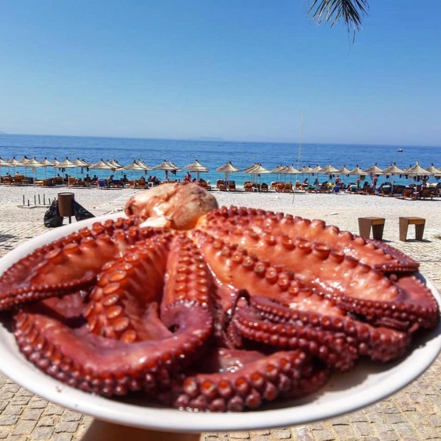 Vela E Bardhe Villa Dhërmi Exteriör bild